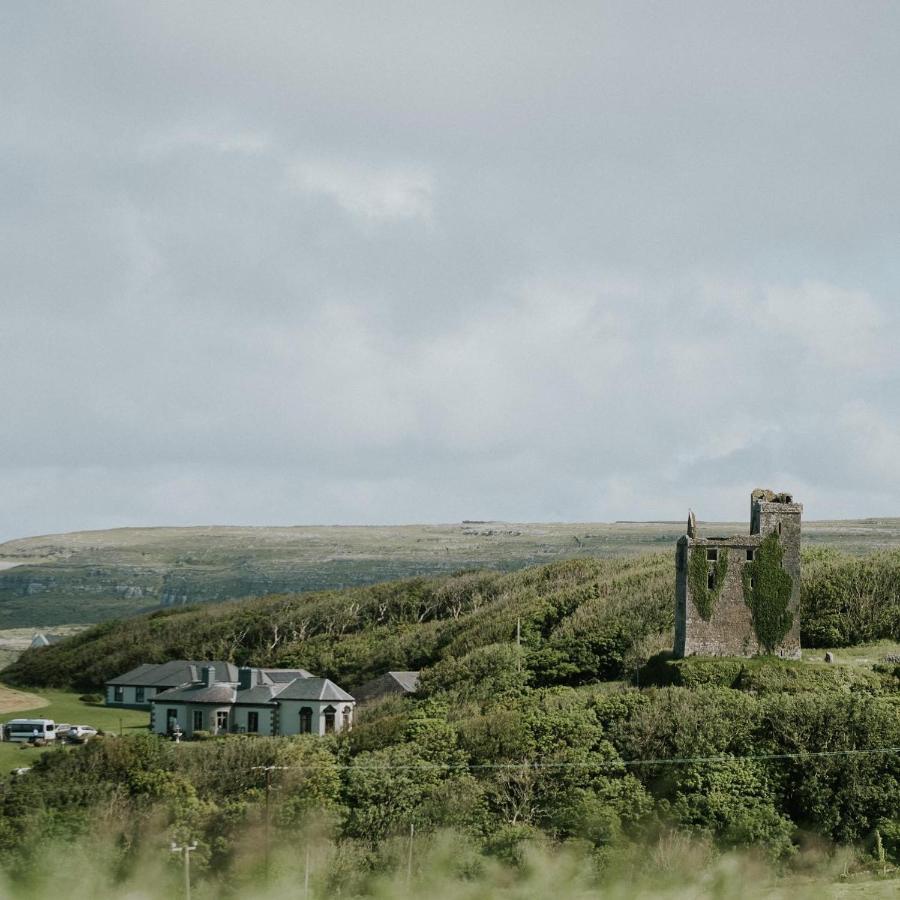 Ballinalacken Castle Country House Hotel Doolin Exteriör bild